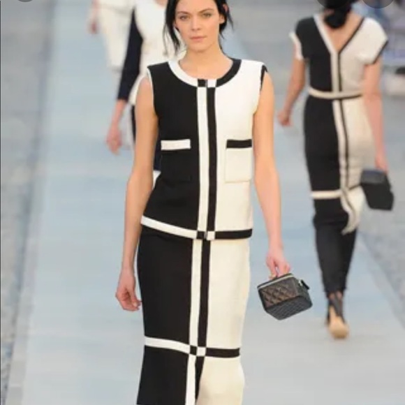 💓SOLD💓Chanel Quilted Lambskin Vanity Makeup Chain Bag - Picture 14 of 14